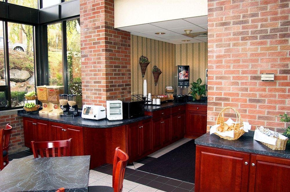 Hotel Western Danbury/bethel Bethel