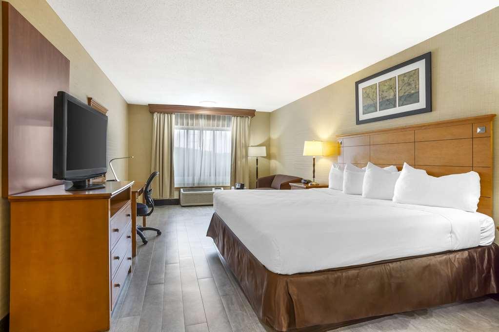 Western Danbury/bethel Hotel 3*