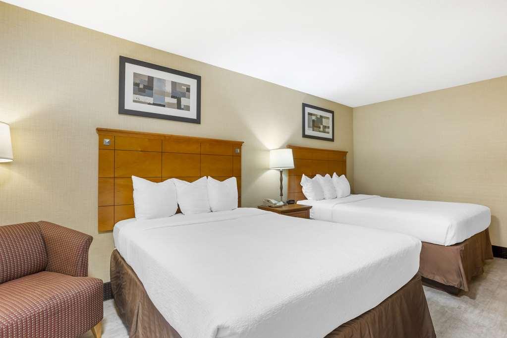 Hotel Western Danbury/bethel Bethel